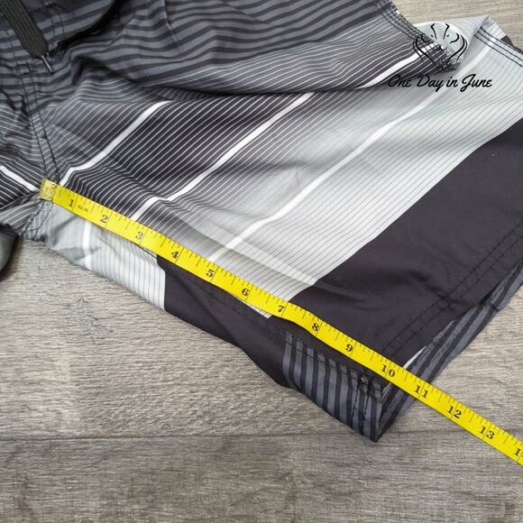 Kanu Surf Board Shorts Size M - Picture 5 of 7